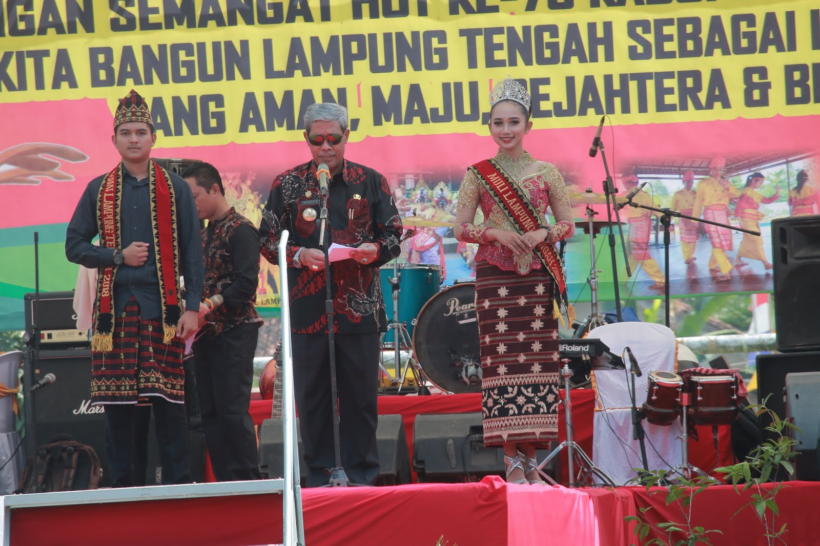 Kesenian Adat Dan Objek Wisata Kabupaten Lampung Tengah
